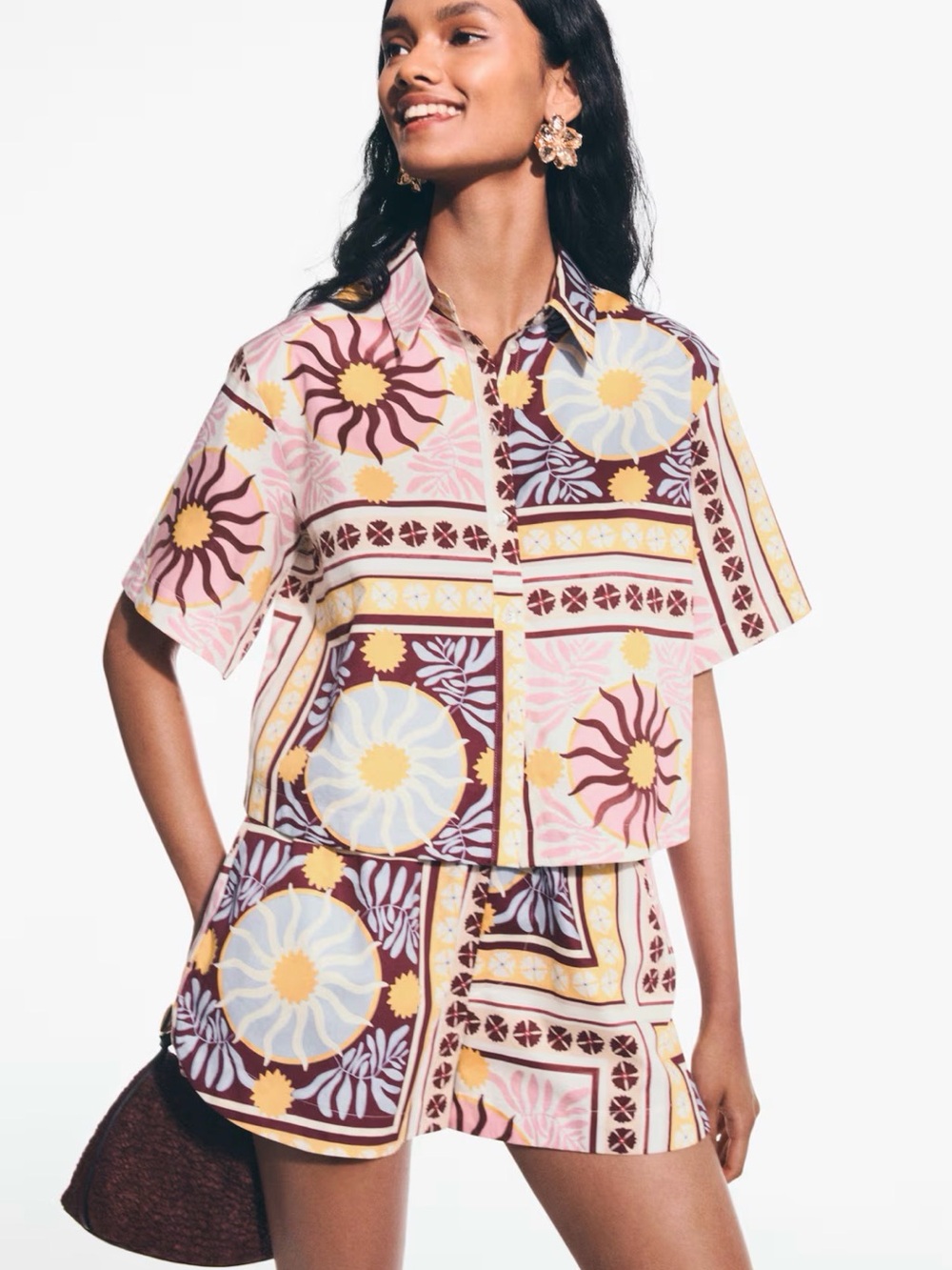 H&M PATTERNED POPLIN SHIRT